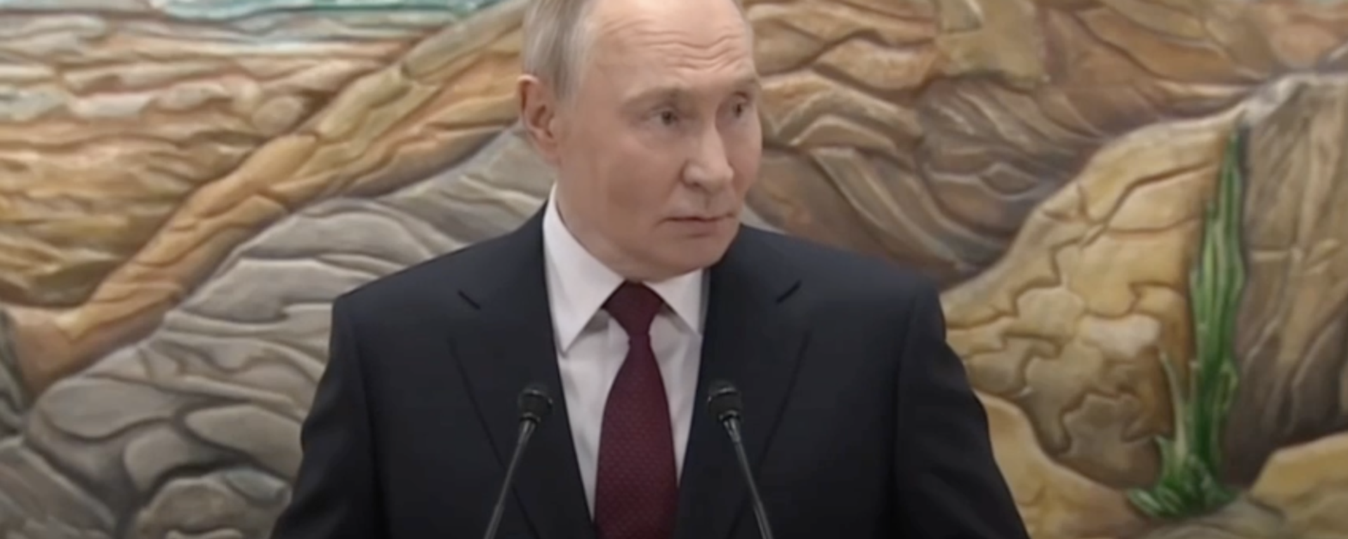 Tổng thống Putin cho biết khi nào xung đột ở Ukraina sẽ kết thúc - Sputnik Việt Nam, 1920, 27.11.2025