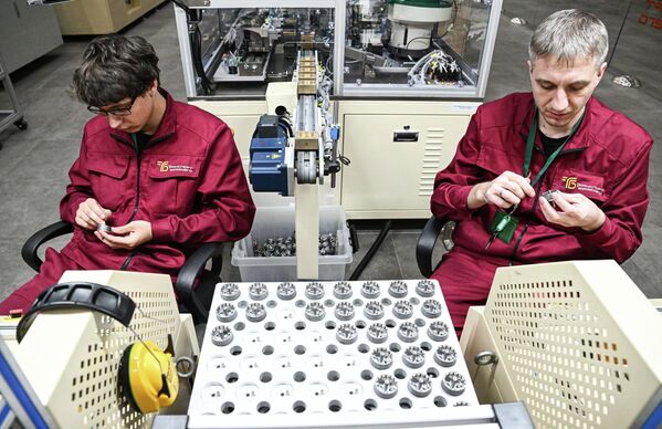 Khu vực lắp ráp UAV tại Trung tâm Khoa học – Sản xuất “Hệ thống Hàng không không người lái” ở Tolyatti - Sputnik Việt Nam