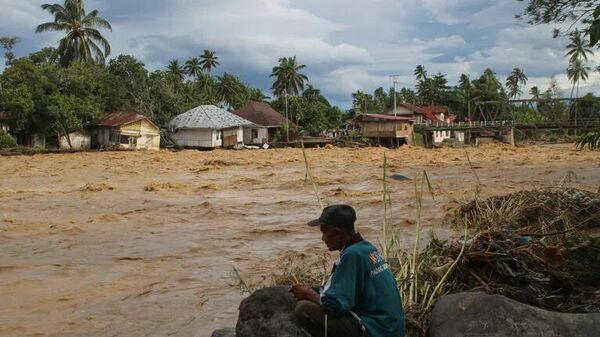 Hậu quả của trận lũ lụt ở Indonesia ngày 28 tháng 11 năm 2025. - Sputnik Việt Nam