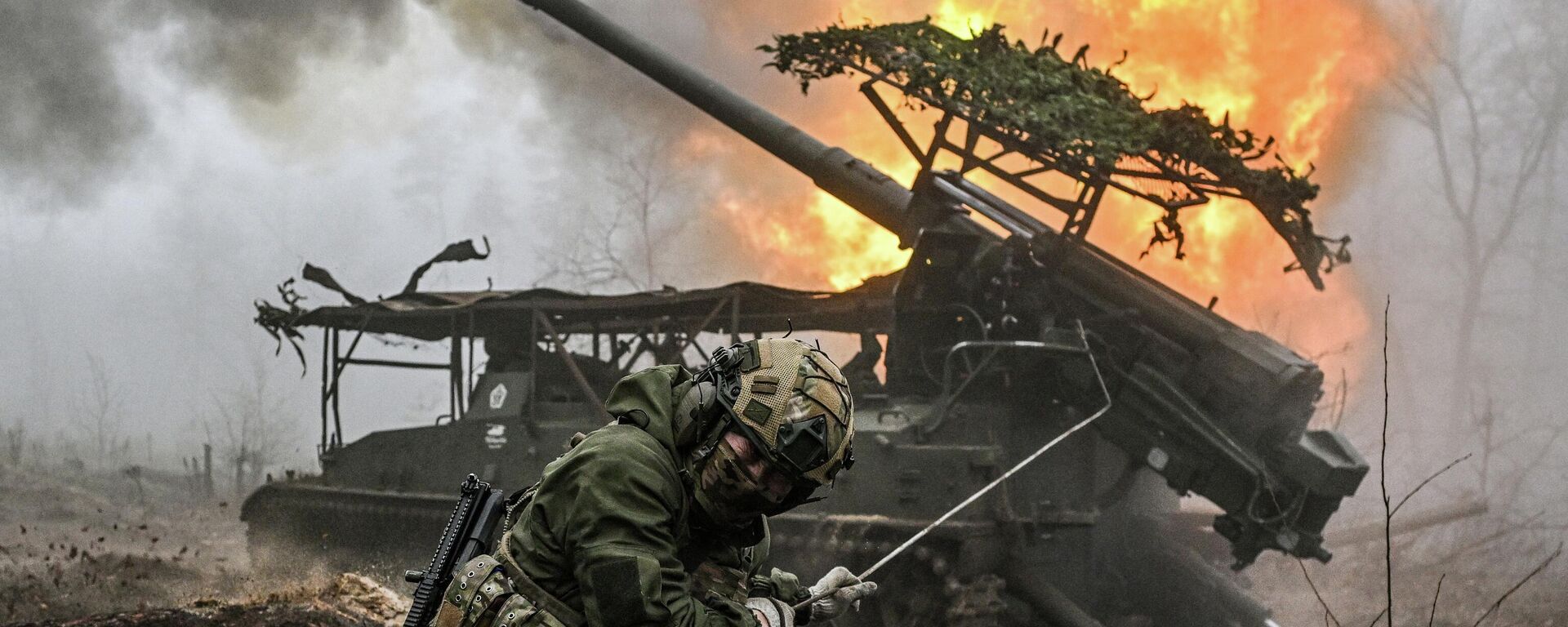 Hoạt động chiến đấu của pháo tự hành Giatsint-S của Lữ đoàn pháo binh 73 thuộc nhóm Phương Tây của Nga - Sputnik Việt Nam, 1920, 03.12.2025