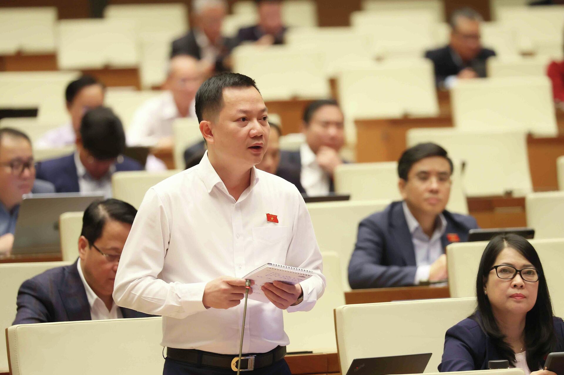 Đại biểu Quốc hội tỉnh Đồng Nai Trịnh Xuân An phát biểu - Sputnik Việt Nam, 1920, 01.12.2025