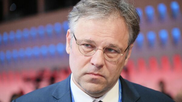 Đại sứ đặc biệt của Bộ Ngoại giao Nga phụ trách các vấn đề liên quan đến tội ác của chế độ Kiev, ông Rodion Miroshnik - Sputnik Việt Nam