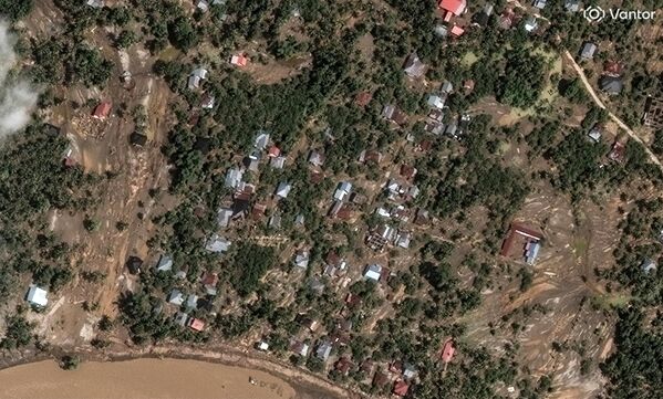 Cảnh nhìn từ trên cao về hậu quả lũ lụt ở Indonesia - Sputnik Việt Nam