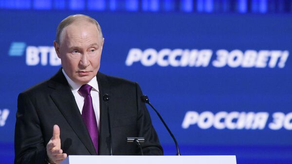 Tổng thống Vladimir Putin tham gia diễn đàn đầu tư VTB - Sputnik Việt Nam