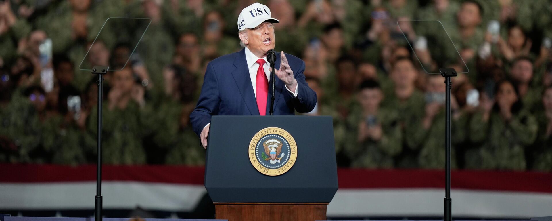 Donald Trump - Sputnik Việt Nam, 1920, 03.12.2025