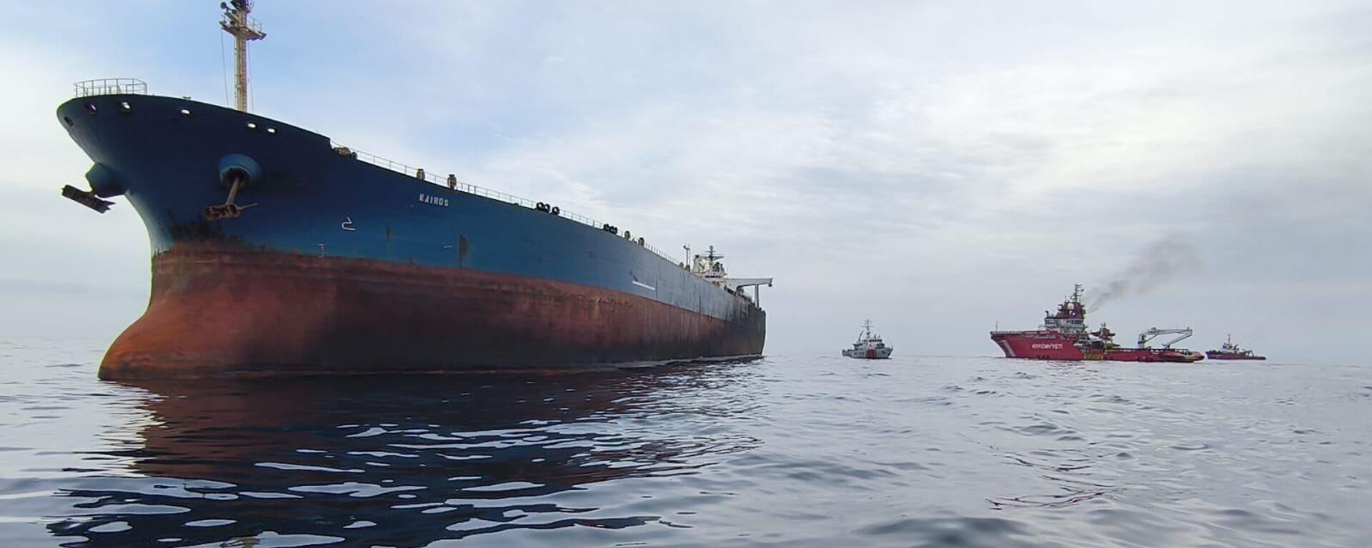 Tàu chở dầu Kairos sau vụ cháy ở Biển Đen - Sputnik Việt Nam, 1920, 03.12.2025