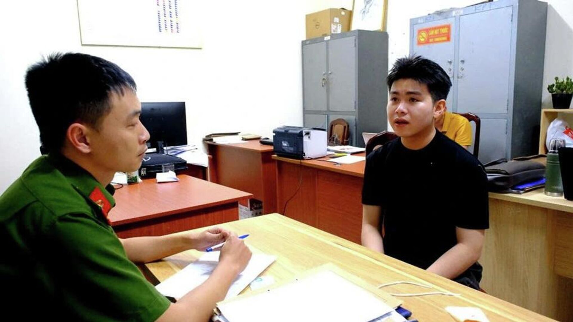 Nguyễn Lâm Thái bị công an bắt giữ - Sputnik Việt Nam, 1920, 07.12.2025