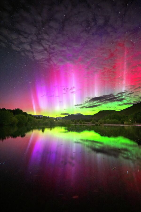 Bức ảnh “Auroral Reflections” (“Phản chiếu cực quang”) của nhiếp ảnh gia Travis D. Amick, lọt vào top 25 Bức ảnh xuất sắc nhất cuộc thi Northern Lights Photographer of the Year lần thứ 8 Bức ảnh “Auroral Reflections” (“Phản chiếu cực quang”) của nhiếp ảnh gia Travis D. Amick, lọt vào top 25 Bức ảnh xuất sắc nhất cuộc thi Northern Lights Photographer of the Year lần thứ 8 - Sputnik Việt Nam