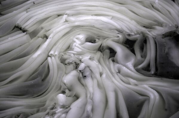 Băng phủ mặt sông Matxcơva, Nga - Sputnik Việt Nam