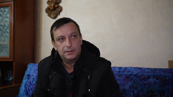 Người dân Torskoye buộc phải chôn cất nạn nhân trong sân nhà do pháo kích - Sputnik Việt Nam