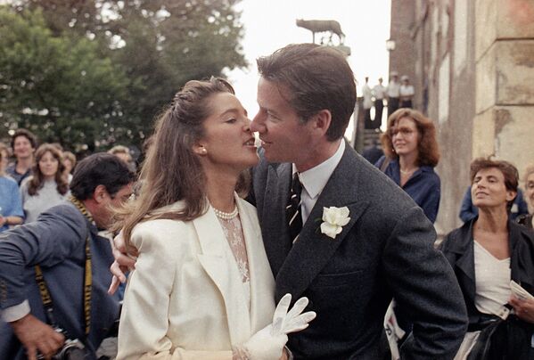 Nhà thiết kế thời trang lừng danh người Mỹ Calvin Klein - Sputnik Việt Nam