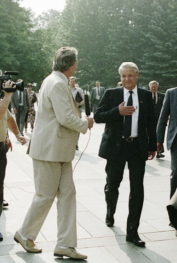 Chủ tịch Xô viết Tối cao CHXHCNXVLB Nga Boris Nikolaevich Yeltsin - Sputnik Việt Nam