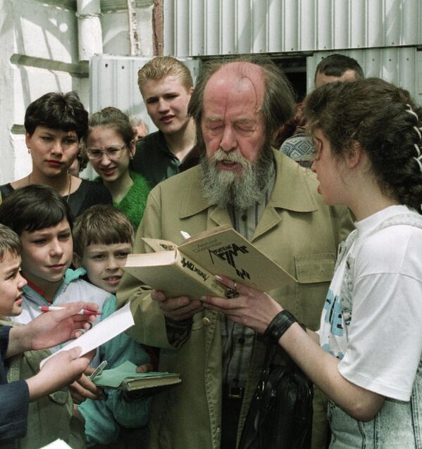 Nhà văn đoạt giải Nobel Văn học Alexandr Solzhenitsyn - Sputnik Việt Nam