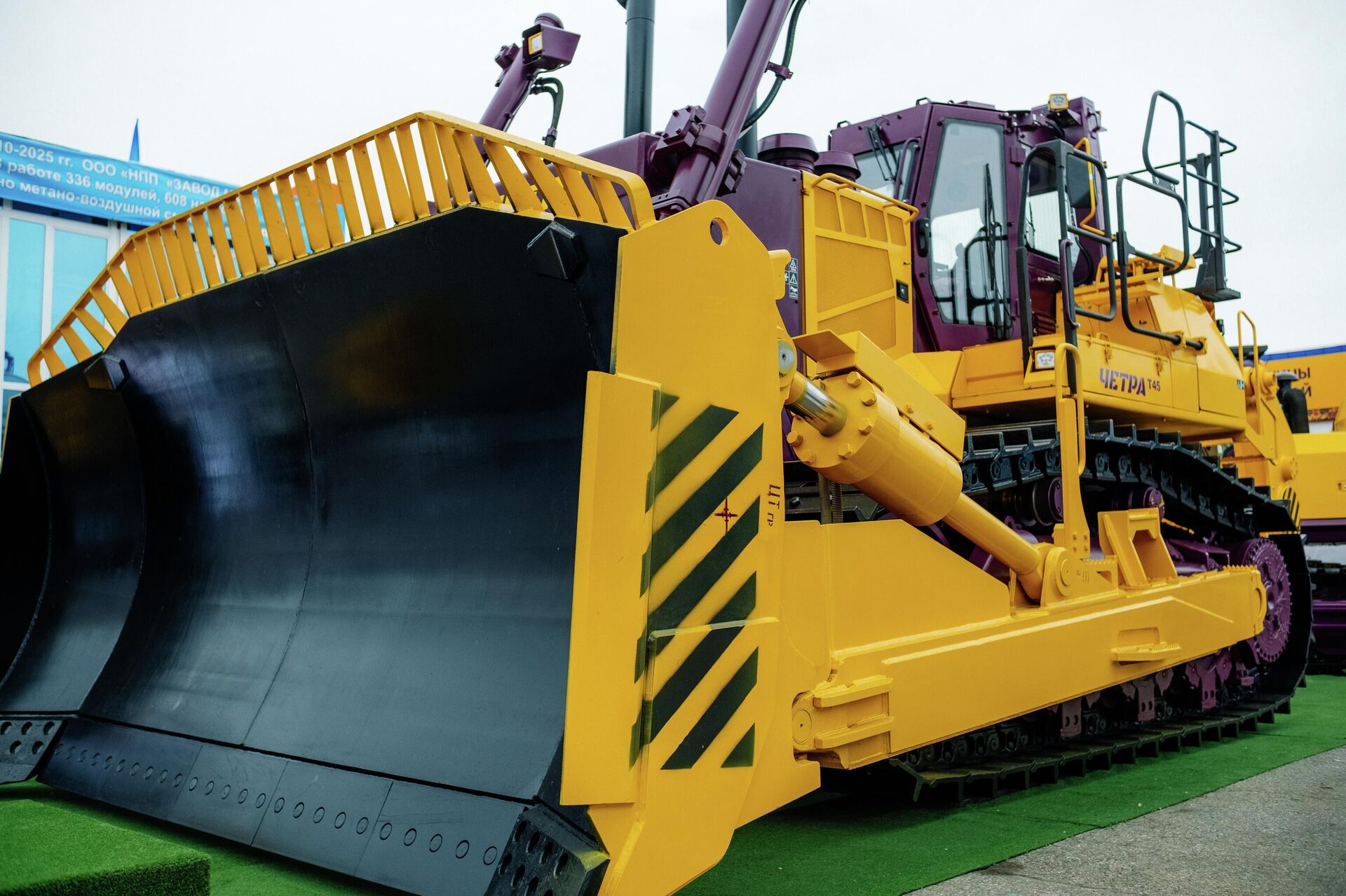 Máy ủi CHETRA  - Sputnik Việt Nam, 1920, 16.12.2025