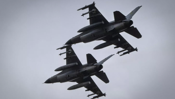 Máy bay chiến đấu F-16 - Sputnik Việt Nam