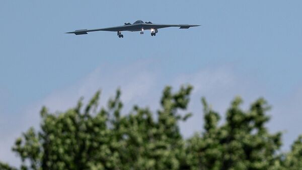 Máy bay ném bom B-2 của Không lực Hoa Kỳ sau cuộc không kích vào Iran - Sputnik Việt Nam
