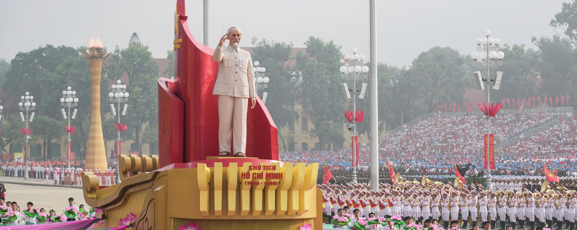 Diễu binh kỷ niệm 80 năm Quốc khánh tại Hà Nội - Sputnik Việt Nam, 1920, 20.03.2026