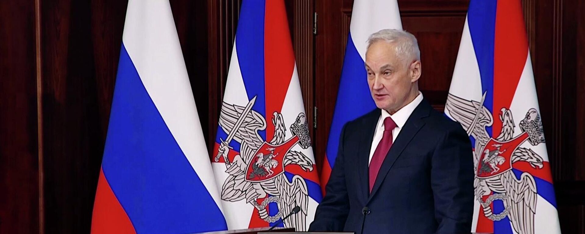 Bộ trưởng Quốc phòng Nga Andrei Belousov phát biểu tại cuộc họp mở rộng của Hội đồng Bộ Quốc phòng Nga. - Sputnik Việt Nam, 1920, 17.12.2025