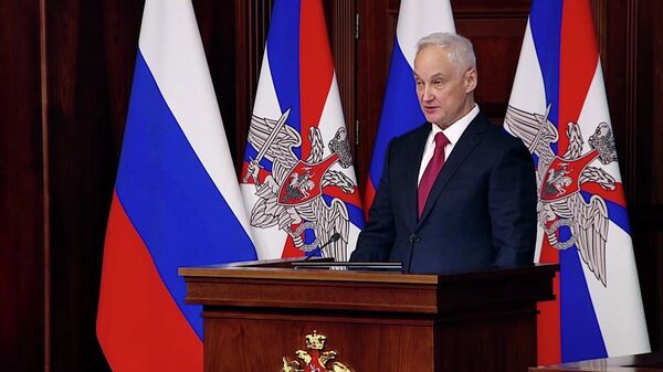 Bộ trưởng Quốc phòng Nga Andrei Belousov phát biểu tại cuộc họp mở rộng của Hội đồng Bộ Quốc phòng Nga. - Sputnik Việt Nam