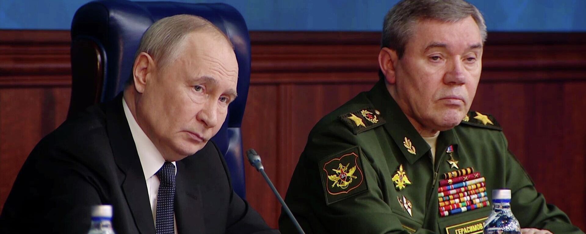 Tổng thống Nga Vladimir Putin - Sputnik Việt Nam, 1920, 17.12.2025