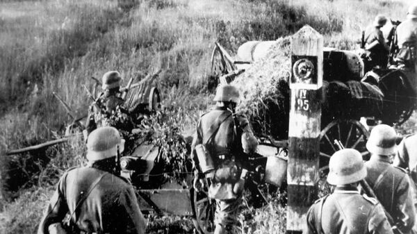 Quân đội Đức vượt qua biên giới Liên Xô trong Chiến dịch Barbarossa - Sputnik Việt Nam