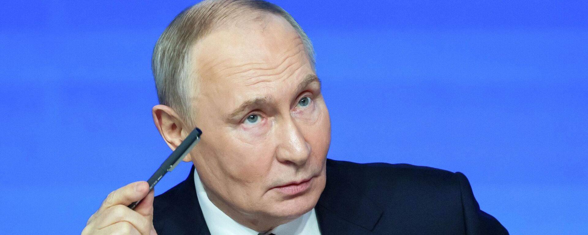 Tổng kết năm cùng Vladimir Putin 2025 - Sputnik Việt Nam, 1920, 19.12.2025
