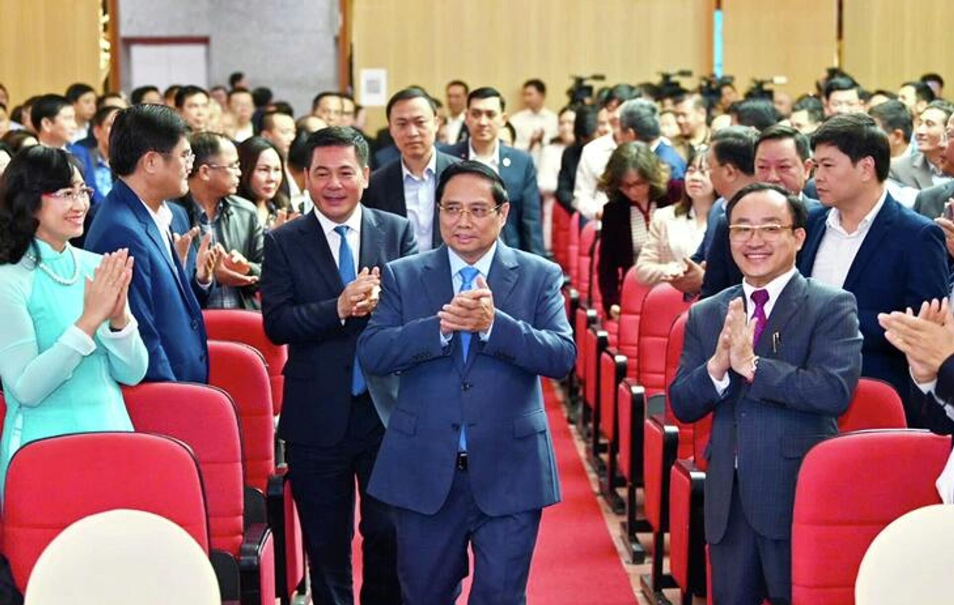 Thủ tướng Phạm Minh Chính tham dự hội nghị tổng kết năm của Bộ Công Thương - Sputnik Việt Nam, 1920, 20.12.2025