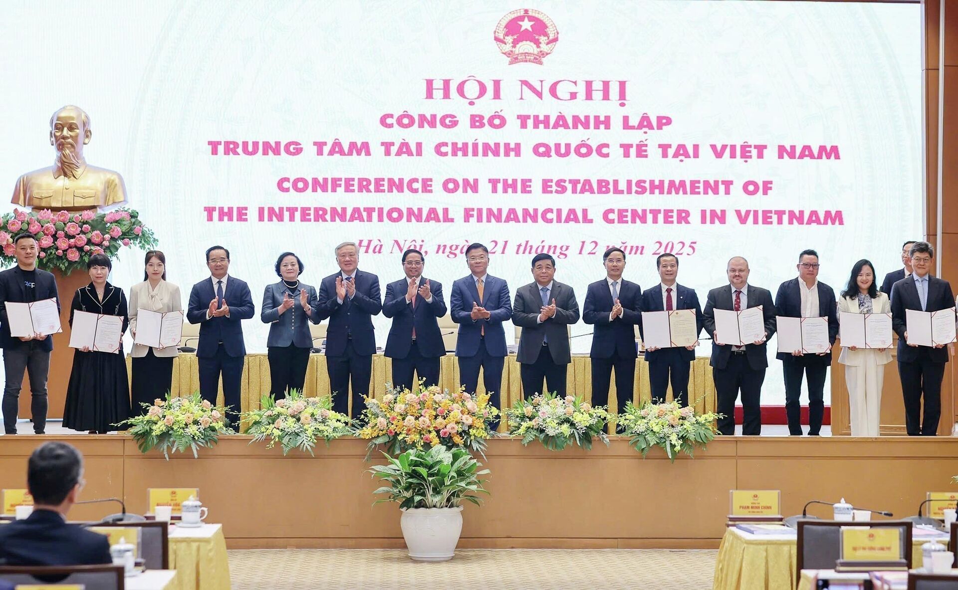 Thủ tướng chủ trì Hội nghị công bố thành lập Trung tâm Tài chính quốc tế tại Việt Nam - Sputnik Việt Nam, 1920, 21.12.2025