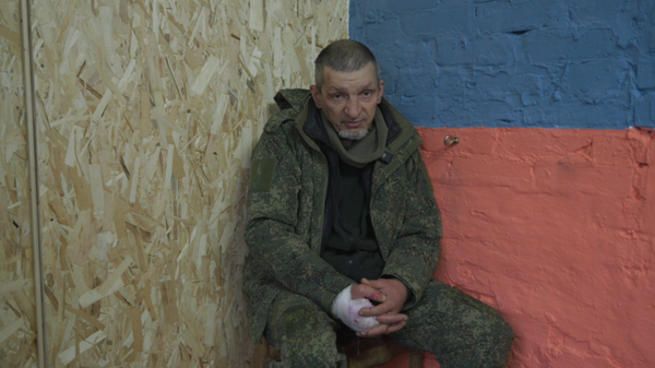 Người Ukraina vừa ra tù đã bị đưa thẳng ra tiền tuyến mà không được huấn luyện - Sputnik Việt Nam