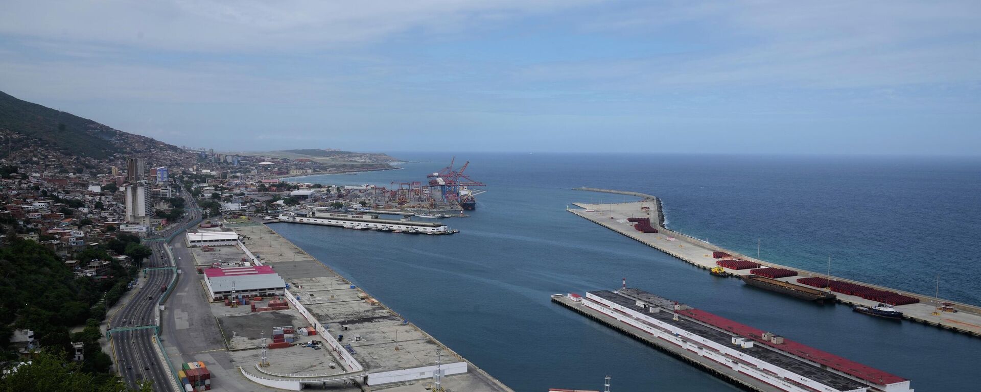 Cảng La Guaira trên bờ biển Venezuela - Sputnik Việt Nam, 1920, 24.12.2025