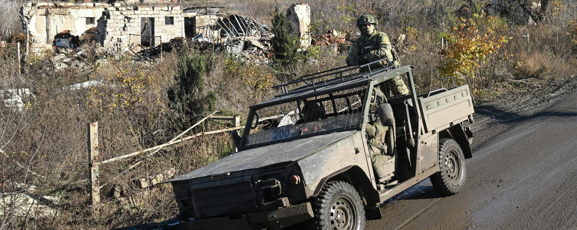 Xe địa hình quân sự “Ulan” Xe địa hình quân sự “Ulan” - Sputnik Việt Nam, 1920, 13.01.2026