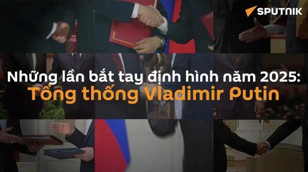 Tổng thống Putin và những lần bắt tay định hình năm 2025 - Sputnik Việt Nam
