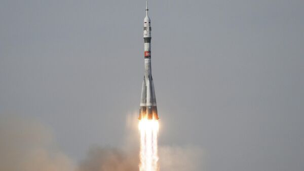 Vụ phóng tên lửa Soyuz-2.1a của Nga mang theo tàu vũ trụ có người lái Soyuz MS-28 từ sân bay vũ trụ Baikonur - Sputnik Việt Nam