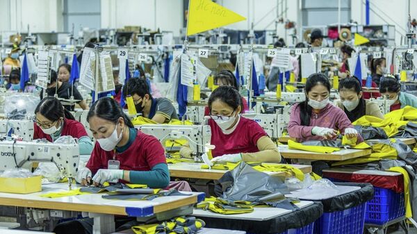 Các dự án FDI tại Quảng Ngãi đã tạo việc làm và thu nhập cho nhiều động địa phương - Sputnik Việt Nam