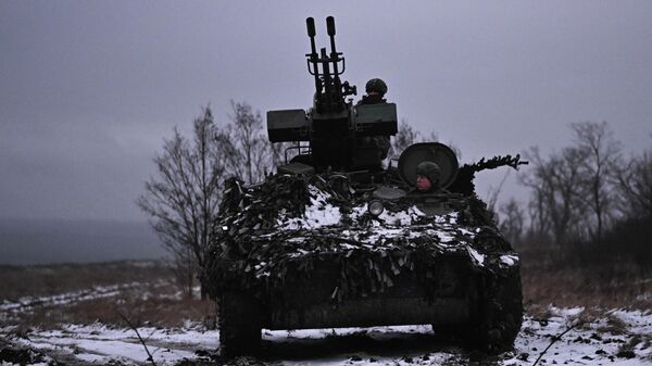 Một đài quan sát trên không của Lữ đoàn Bộ binh Cơ giới 169 Nga tại hướng Krasnyi Lyman trong chiến dịch quân sự đặc biệt. - Sputnik Việt Nam