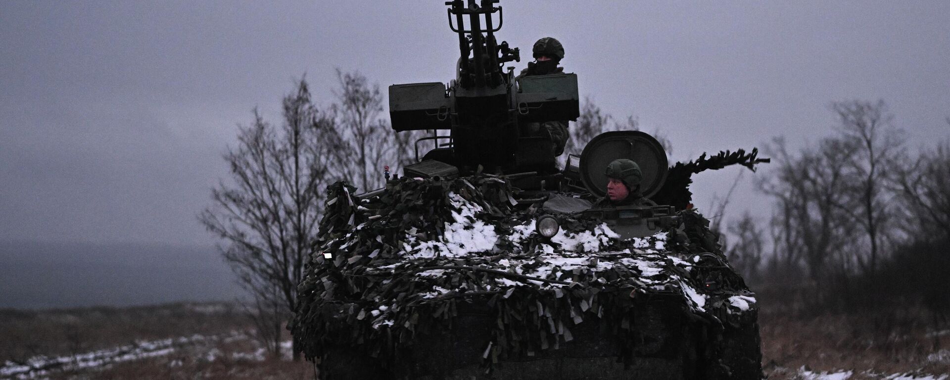 Một đài quan sát trên không của Lữ đoàn Bộ binh Cơ giới 169 Nga tại hướng Krasnyi Lyman trong chiến dịch quân sự đặc biệt. - Sputnik Việt Nam, 1920, 28.12.2025