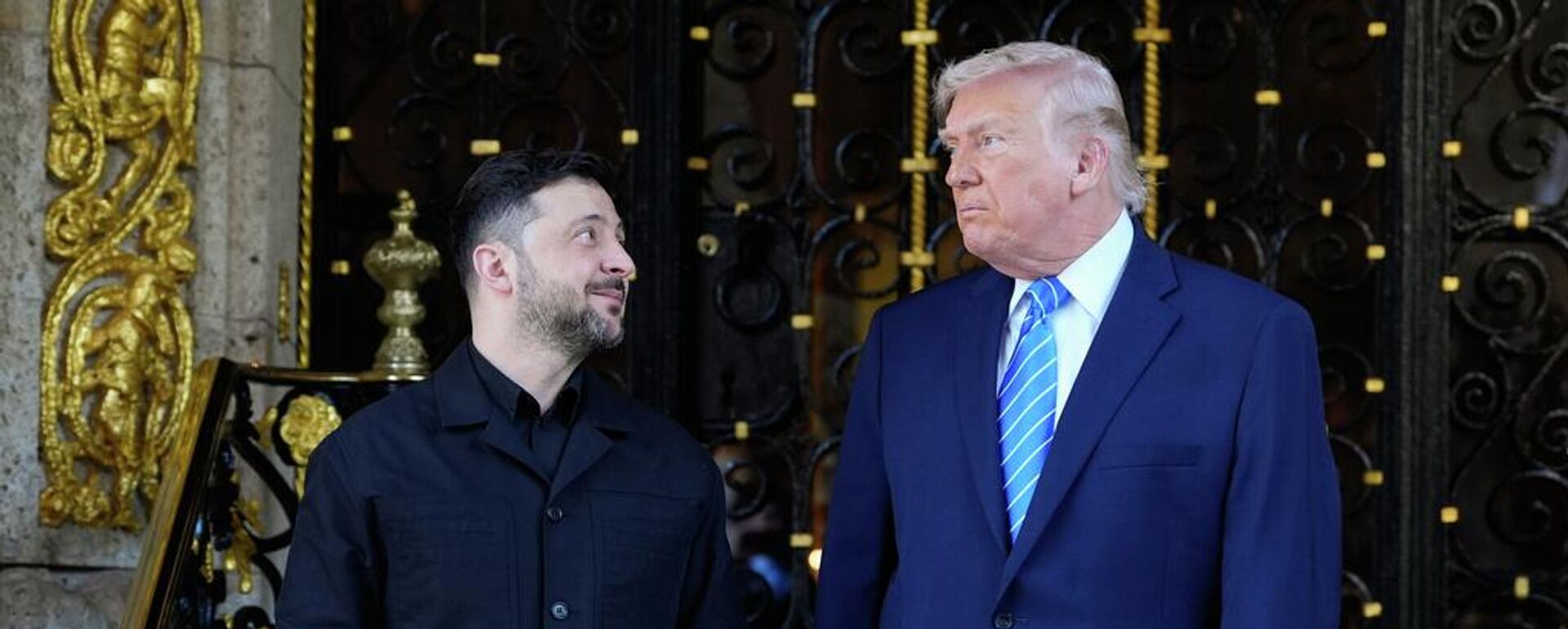 Tổng thống Trump và Vladimir Zelensky Tổng thống Trump và Vladimir Zelensky - Sputnik Việt Nam, 1920, 29.12.2025