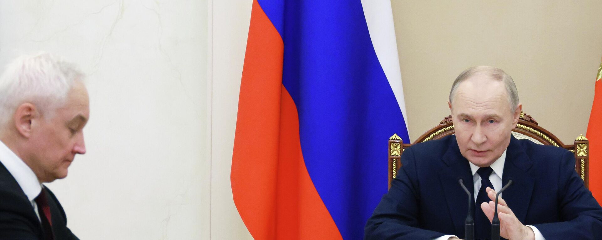 Tổng thống Putin triệu tập cuộc họp về tình hình tại khu vực chiến dịch quân sự đặc biệt - Sputnik Việt Nam, 1920, 29.12.2025