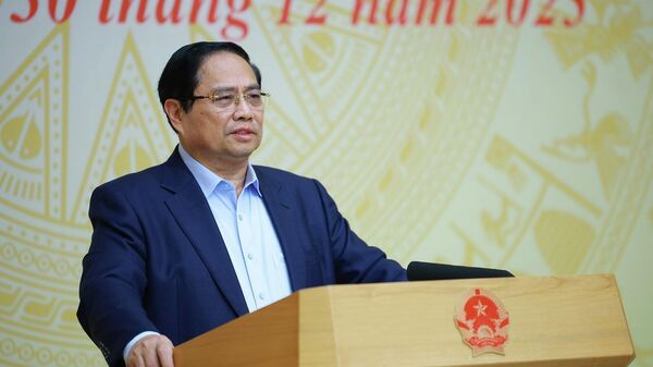 Thủ tướng Phạm Minh Chính chủ trì Hội nghị sơ kết triển khai “Chiến dịch Quang Trung” xây dựng nhà ở cho nhân dân có nhà bị thiệt hại do bão, lũ tại khu vực miền Trung - Sputnik Việt Nam