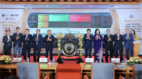 Lễ đánh cồng khai trương giao dịch chứng khoán đầu năm 2026 - Sputnik Việt Nam