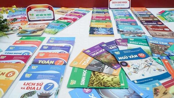 Theo Bộ GD&ĐT, “Kết nối tri thức với cuộc sống” là bộ sách được nhiều địa phương lựa chọn sử dụng trong thời gian qua - Sputnik Việt Nam