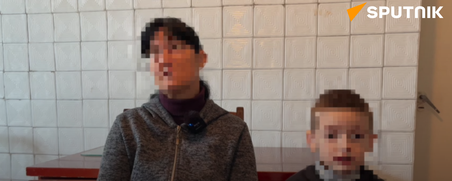 Lực lượng vũ trang Ukraina đe dọa bắn người phụ nữ vì nói tiếng Nga - Sputnik Việt Nam, 1920, 08.01.2026