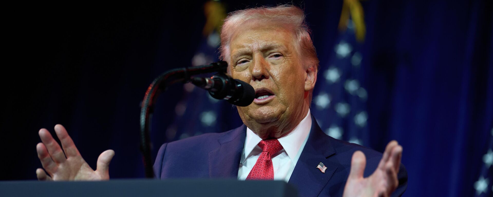 Tổng thống Hoa Kỳ Donald Trump - Sputnik Việt Nam, 1920, 23.01.2026