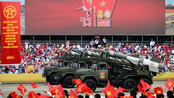 Loạt khí tài do Viettel sản xuất tại Lễ diễu binh, diễu hành kỷ niệm 80 năm thành lập nước Cộng hoà xã hội chủ nghĩa Việt Nam - Sputnik Việt Nam