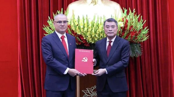 Phú Thọ công bố quyết định của Bộ Chính trị về công tác cán bộ - Sputnik Việt Nam