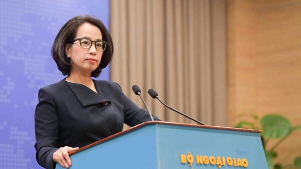 Người phát ngôn Bộ Ngoại giao Phạm Thu Hằng nhấn mạnh, Việt Nam kiên quyết phản đối việc Trung Quốc khai trương trung tâm thương mại tại Hoàng Sa - Sputnik Việt Nam
