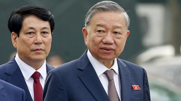 Chủ tịch nước Việt Nam Lương Cường và Tổng Bí thư Đảng Cộng sản Tô Lâm - Sputnik Việt Nam