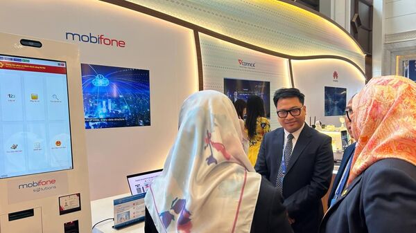 MobiFone giới thiệu nền tảng dịch vụ hành chính công tại ADGMIN 6 - Sputnik Việt Nam