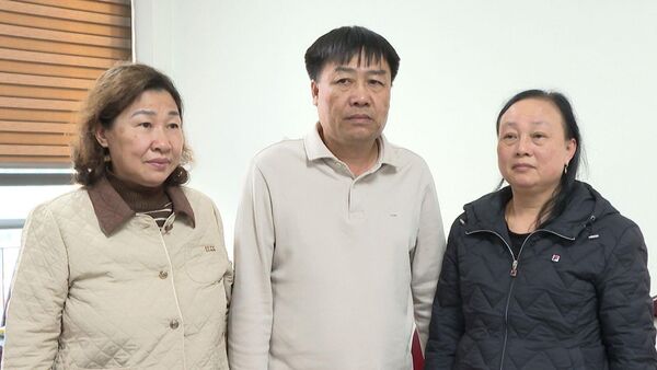 3 đối tượng (phải qua trái): Vũ Thị Hường, Nguyễn Xuân Biên và Lê Thị Ban - Sputnik Việt Nam