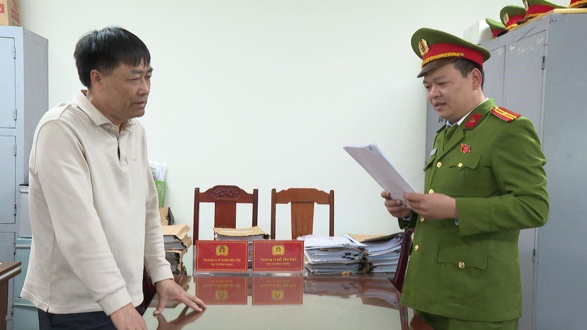 Thi hành Quyết định khởi tố bị can đối với Nguyễn Xuân Biên - Sputnik Việt Nam, 1920, 15.01.2026